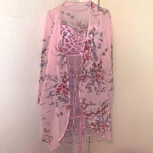 💝Unlisted brand Pink floral multi Duster- Large